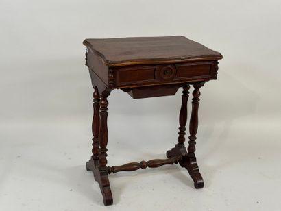 Mahogany veneered working table opening with...