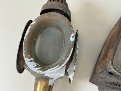 Pair of brass, metal and glass carriage lanterns.
H....