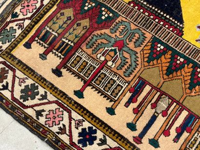 MIRHAB, 20th century.
Afghan hand-knotted...
