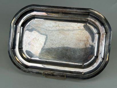 Plateau de service en métal argenté à décor...