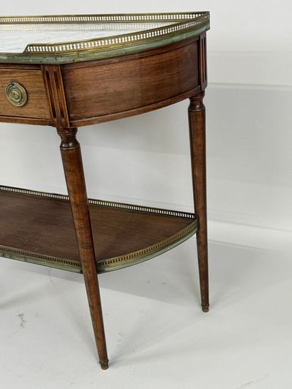 Console en bois mouluré ouvrant par un tiroir,...
