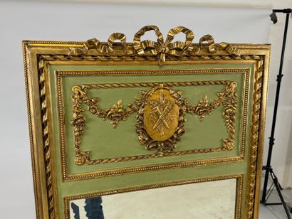 Large overmantel in gilded wood, lacquered,...