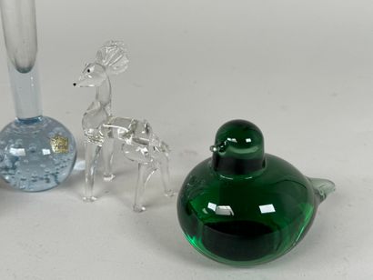 KOSLA, SWEDEN.
Deux vases soliflore, la base...