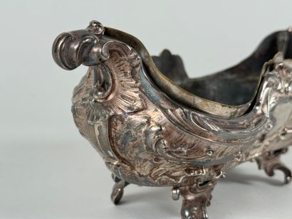 Small Minerve hallmarked silver jardinière...