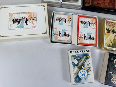 Important lot de jeux de cartes dont Van...