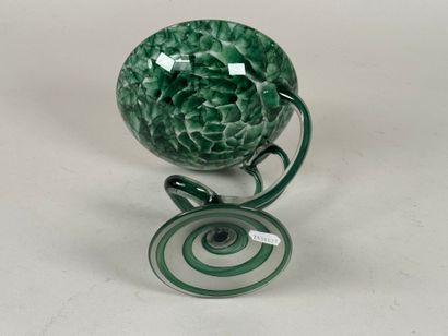 MURANO.
Coupe en verre soufflé, le piétement...