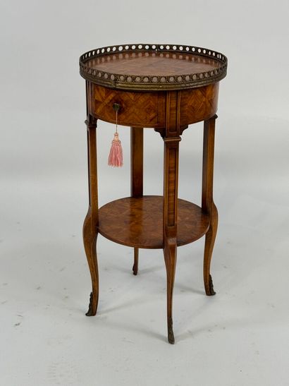 Round bedside table in wood and inlaid veneer,...
