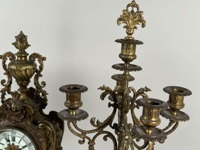 Garniture de cheminée en bronze ciselé à...