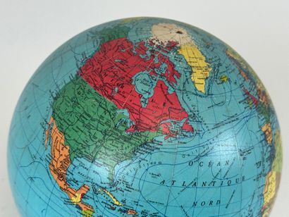 CARTES TARIDE.
Globe terrestre en verre et...