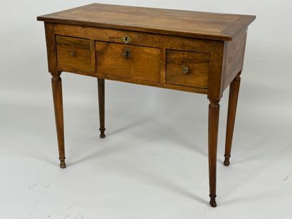 Small flap desk in wood and veneer opening...