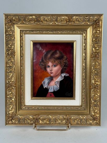 Christian MENOT, Limoges.
Jeune enfant.
Émail...