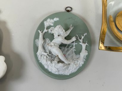 Lot including :
- polychrome ceramic stoup...