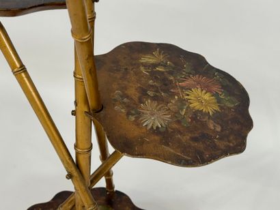 Small pedestal table with four trays, bamboo-style...