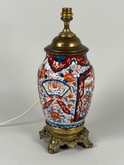 JAPAN, 19th century.
Polychrome porcelain...