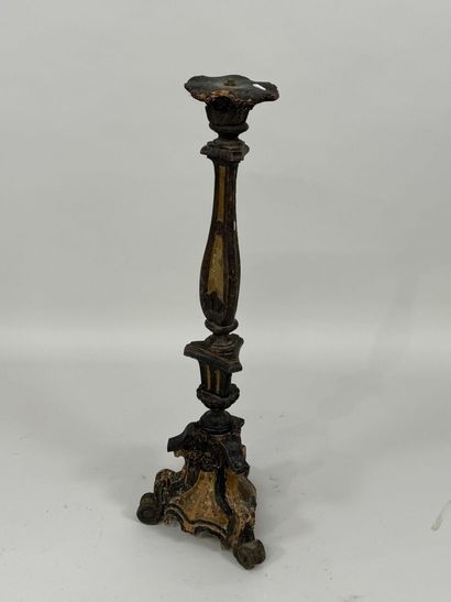 Blackened and gilded wood tripod picnic table.
H....