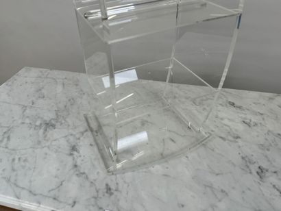 Plexiglass CD holder with four compartments.
60...