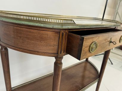 Console en bois mouluré ouvrant par un tiroir,...