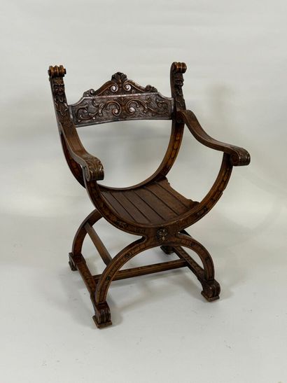 Fauteuil curule dit 