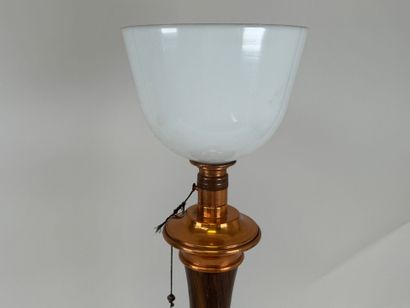 MAZDA.
Lampe de bureau dite 