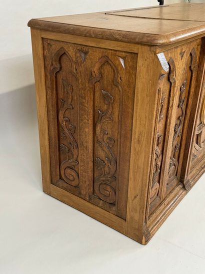 Church chest in molded and carved oak decorated...