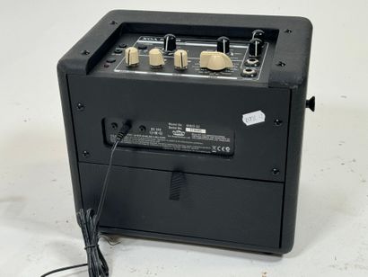 VOX, MINI 3 G2.
Guitar amp.
22 x 24 x 17.5...