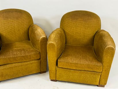 Paire de fauteuils confortables, la garniture...