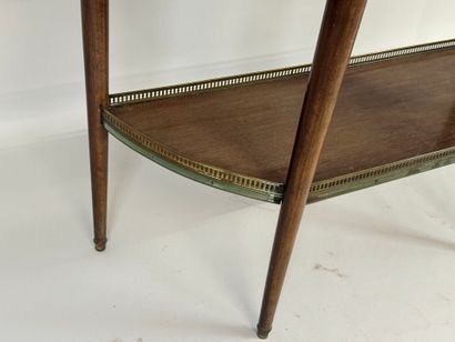 Console en bois mouluré ouvrant par un tiroir,...