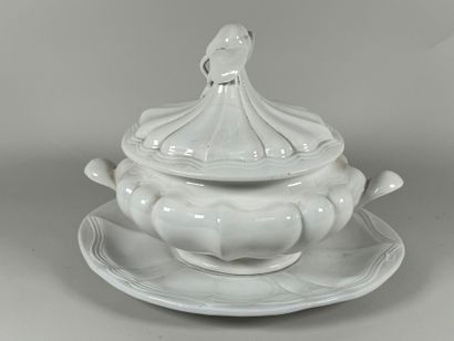 Large white ceramic soup tureen and display...