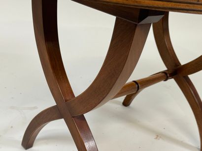 Small coffee table, oval top decorated with...