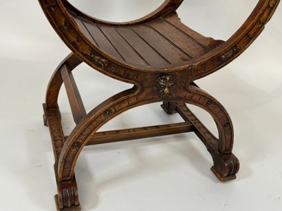 Fauteuil curule dit 