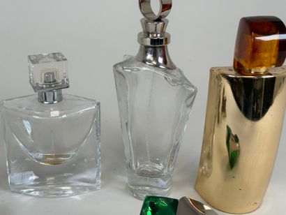 Small inkwell in regula and chased brass...