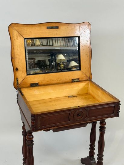 Mahogany veneered working table opening with...