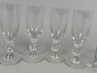 LALIQUE France.
Modèle Fréjus.
Série de six...