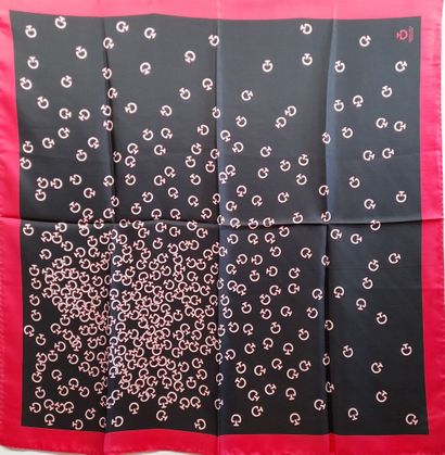 Lot including: 
- CAVALLERIA TOSCANA.
Silk...