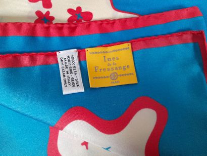 INES DE LA FRESSANGE.
Silk twill square decorated...