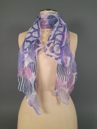 Lot including: 
- Modal and cashmere scarf...