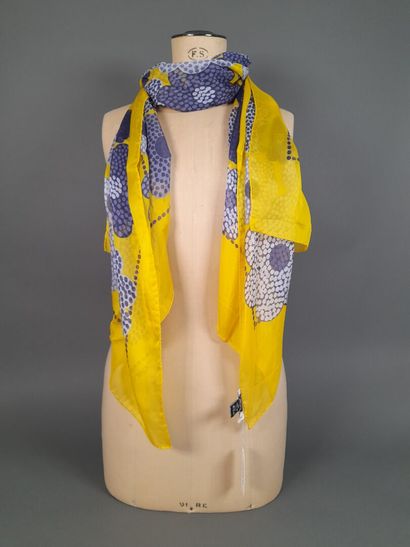 UNGARO.
Silk scarf decorated with stylized...