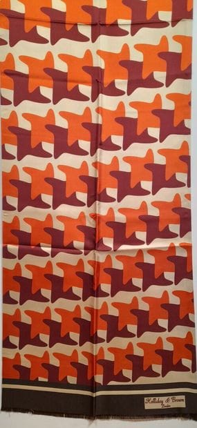 HOLLIDAY & BROWN, LONDON.
Silk twill fringed...