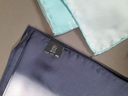 Lot including:
- GENTILI MOSCONI.
Silk twill...