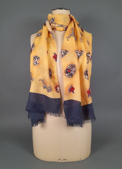 HOLLIDAY & BROWN, LONDON.
Fringed cashmere...