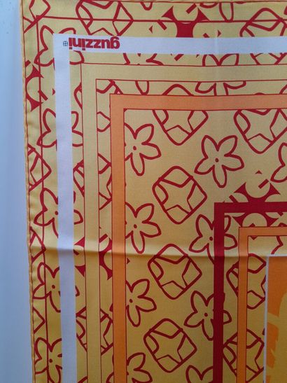 Lot including: 
- UTERQUE.
Cotton and silk...