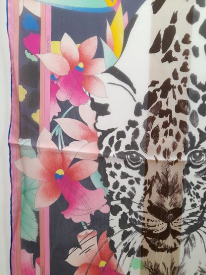 LEONARD.
Silk chiffon square decorated with...
