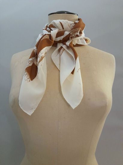 Lot including: 
- GRAEME BLACK.
Silk square...