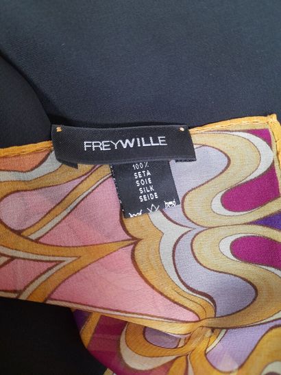 FREYWILLE.
Black silk chiffon scarf decorated...