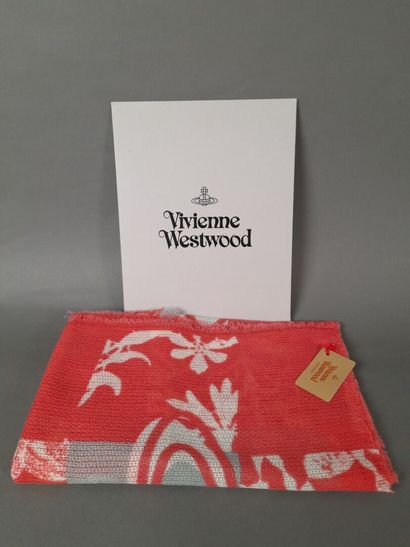 VIVIENNE WESTWOOD.
Fringed stole in openwork...