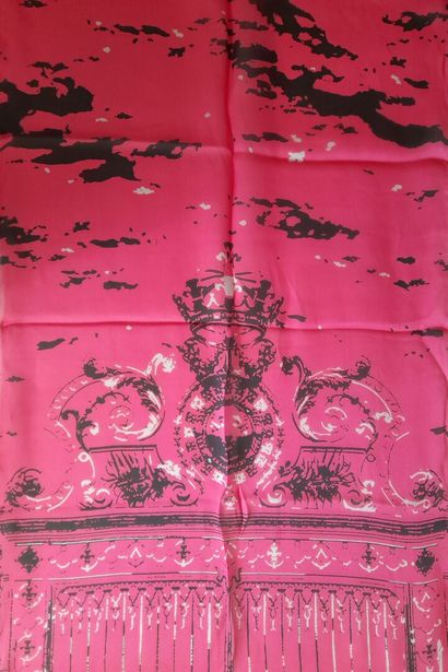 JANE CARR.
Set of two silk scarves decorated...