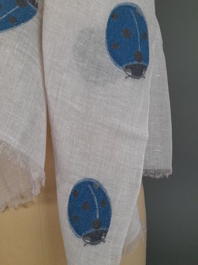 RODA.
Fringed scarf in linen, viscose and...