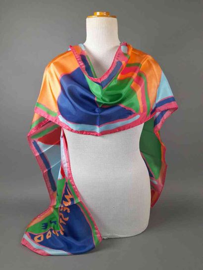 VIVIENNE WESTWOOD.
Silk scarf with geometric...