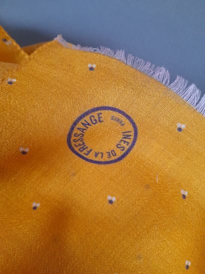 INES DE LA FRESSANGE, PARIS.
Fringed cashmere...
