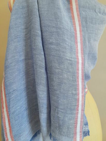 Lot including:
- ALAIN FIGARET.
Fringed viscose...